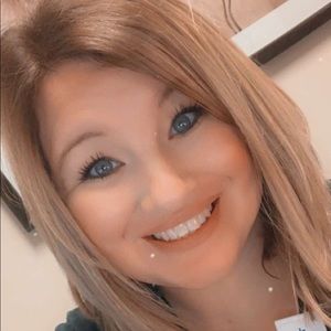 Meet your Posher, Sabrina